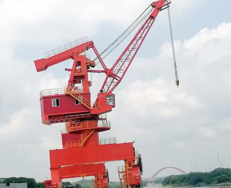 湖北九游科技门座式起重机力矩限制器配装江西鱼山码头